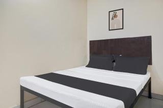 Hotel O Highway Lodge - 9