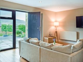 The Farmhouse Retreat - - 0