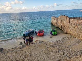 Evelin's On The Beach - 8