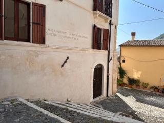 Palazzo D'Alessandro Wunderkammer & Suites B&B di charme - Caporciano - 9