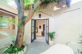 Villa Coconut Heaven by Bali Villa Solutions - Seminyak - 2