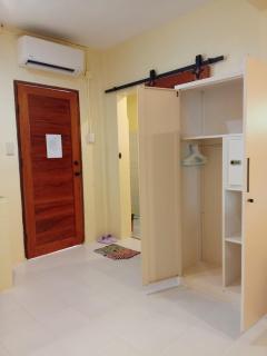 Loti's Guesthouse - San Juan - 6