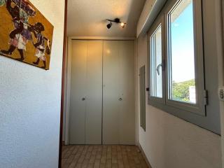 Studio cabine avec loggia et parking, proche plage - FR-1-338-626 - 2