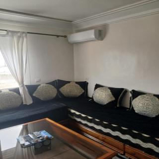Appartement vue panoramique sur mer Avec Climatisation! à 5 minutes à pied de la Plage ! à environ 6 minutes en voiture du Centre d'Agadir et à 10 minutes en voiture de Taghazout ! - Agadir - 9