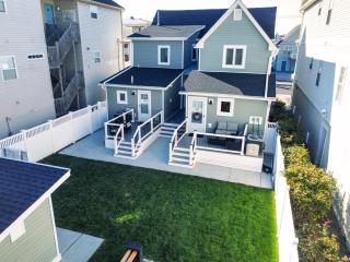 Stylish 2 BR 1 BA Apartment - Steps to the Ocean - Hidden Gem - Wildwood - 9
