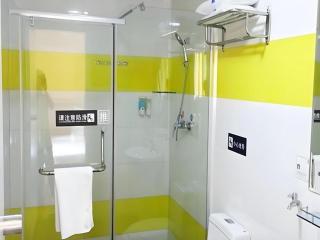 7 Days Inn Xichang Hangtian Avenue Toursim Center - Xichang - 2