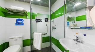 7 Days Inn Shijiazhuang Railway Station - 1