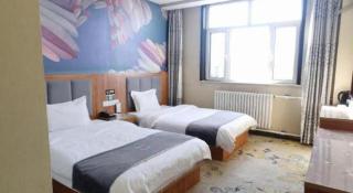 PAI Hotel Chengde Pingquan Central Square - Chengde - 1