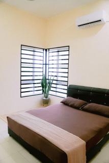Wewe Homestay - Kampung Gajah - 6