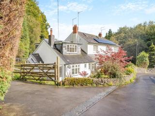 The Retreat Cottage - - 0