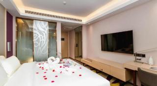 Lavande Hotel Yantai Laiyang City Center - Laiyang - 2