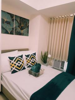 Azure Urban Resort Staycation - Manila - 7