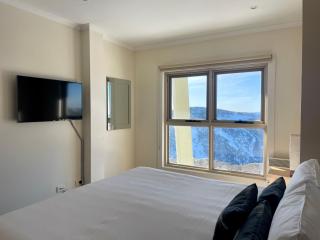 White Crystal 109 - Mount Hotham - 4