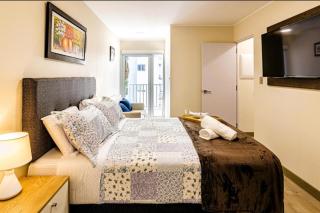 Premium Miraflores Stay with Pool and Amenities - 2