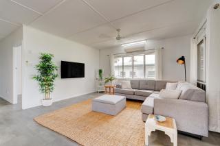 Salty Lodge - beach-front paradise! - 2