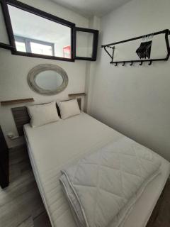L'Escapade Gruissanaise, appartement 1 chambre, loggia, climatisation, wifi avec piscines de mi-mai à mi-septembre dans résidence - Gruissan - 9