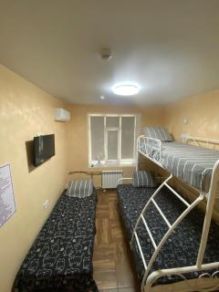 Hostel 5 Capsule Rooms & Comfort Rooms - Ustʼ-Kamenogorsk - 3