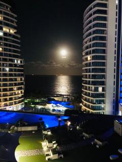 Umhlanga Executive apartment at iconic Pearls - 1
