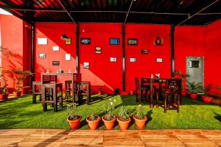 Super OYO TONWHOUSE 1274 PatrakarPuram - Gomti Nagar - 2