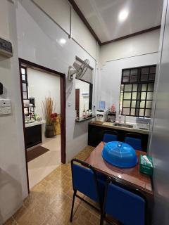 Sha Homestay - Marang - 9