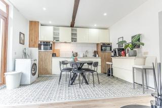 Elegant 3BR & 1LR Waterfront Retreat in Ghent - Gand - 5