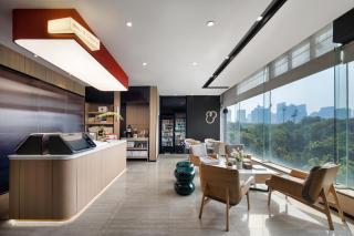 Locals Hotels Guangzhou Sports Center Linhe West Subway Station Branch - Canton - 0