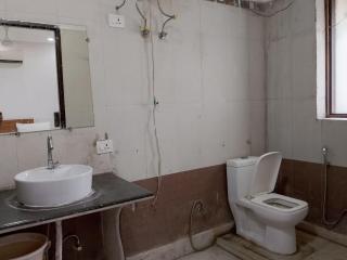 PLAY THE KINGS NIGHT HOTEL couple friendly - Greater Noida - 3
