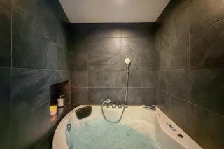 L'Oxalis villa (L'Osmanthus), Logement avec balnéothérapie privée - Bullion - 1