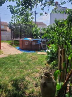 Peaceful haven with garden and pool - Lione - 0