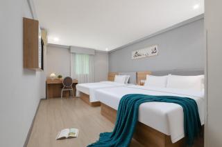 Home Inn Yellow Crane Tower Tanhualin Huayi Select Hotel - Hanyang - 0