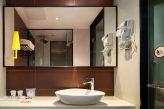 Locals Hotels Guangzhou Sports Center Linhe West Subway Station Branch - Canton - 2