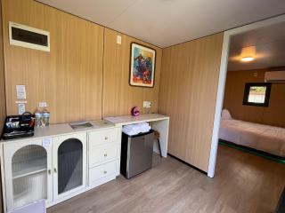 Flatonia Glamping Retreat - Getaway Resort - 2Bedrooms, 2 Queen Beds - Flatonia - 1