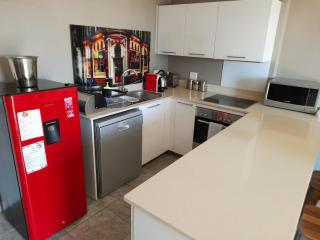 Apartment near V&A Waterfront & Convention Centre - 9