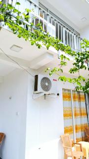 New Ella Delightfull Surround - 6