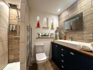 Executive 1bd 1st floor flat - 1