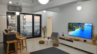 Van Studio - 3