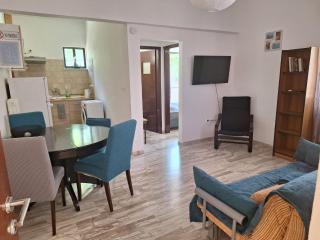 Julia's Apartment - 4