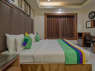 Hotel Imperial Park Sector 45 - Gurgaon - 1