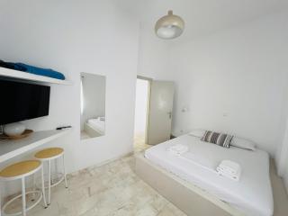 LULU - Self Catering Accommodation - Monemvasia - 6
