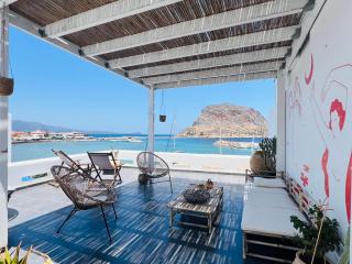 LULU - Self Catering Accommodation - Monemvasia - 9