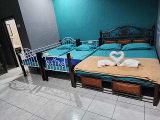 Tok Abu Heritage Roomstay - Pantai Cenang - 6