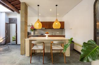 Apple Villa & Suite Seminyak - Seminyak - 9