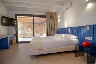 FarOut - BeachResort & Camping - Mylopotas - 4