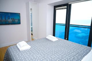 2BR Panorama Flat Seafront Roomy - 6