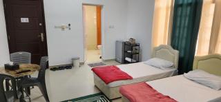 Muscat Airport Guesthouse All Private Ensuite Rooms - 5