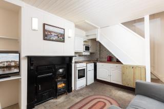 Discovery Cottage - Whitby - 3