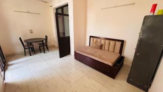 Full 1BHK in lush green society - Gurgaon - 9