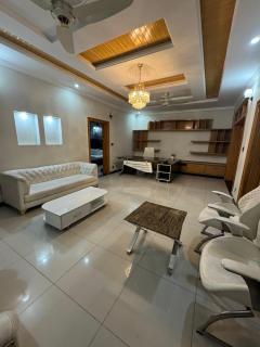 Capital Guest House - Islamabad - 8