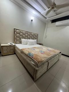 Capital Guest House - Islamabad - 4