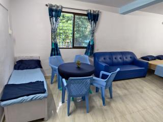Krishna Garden and Resort - - 1